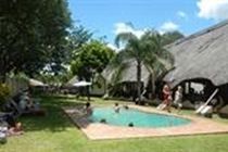 מפלי ויקטוריה Adventure Lodge מראה חיצוני תמונה
